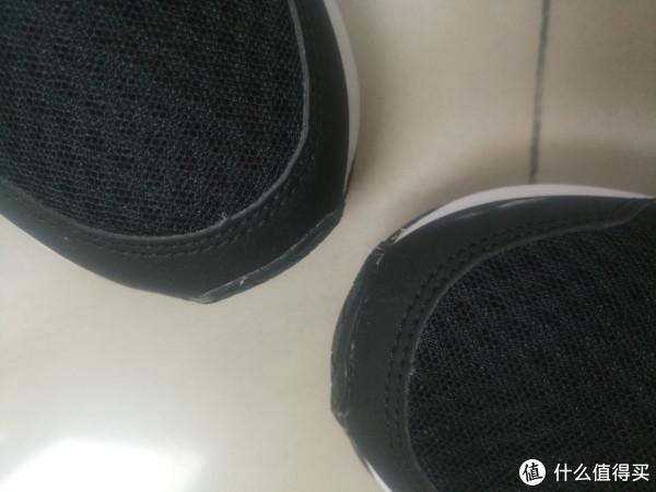 细节1。下单之前看了某宝评论。收到后并没有那么不堪，品质不错