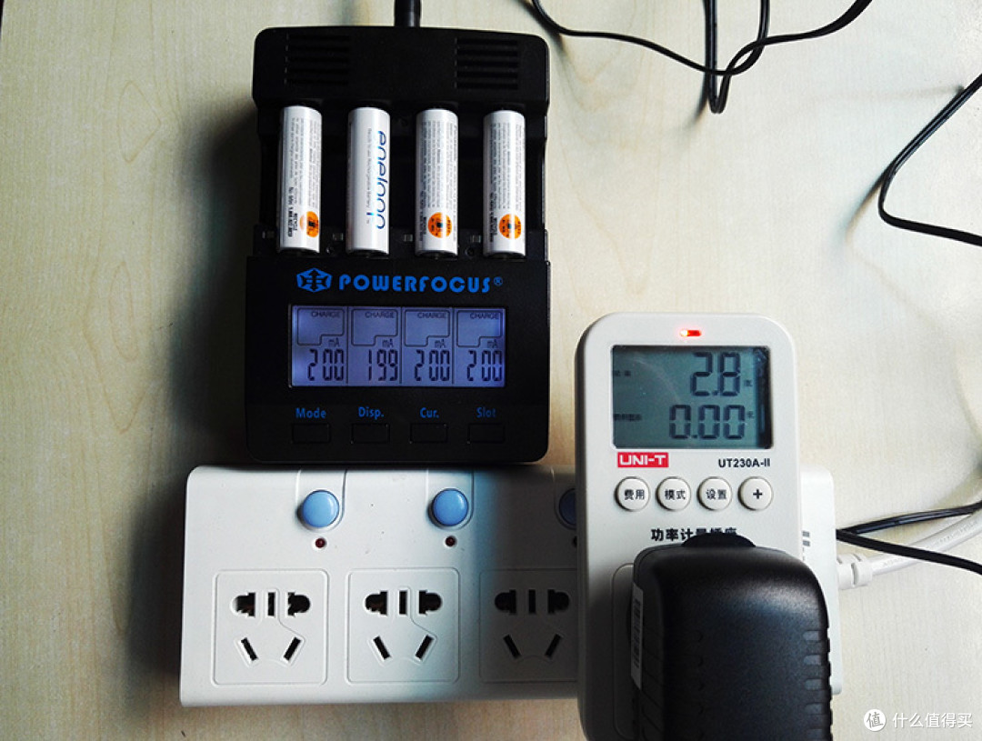 PowerFocus 能研 BC1000 智能镍氢镍镉电池充电器 使用测评