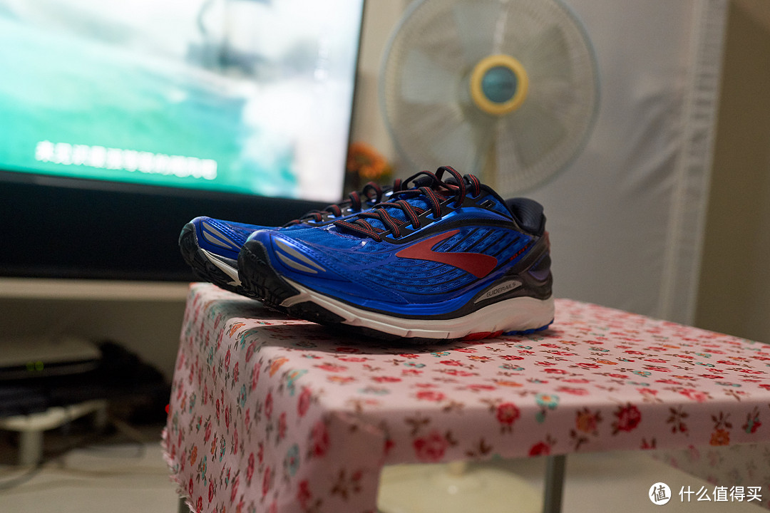 Run Happy—Brooks 布鲁克斯 Transcend 4 跑鞋开箱分享