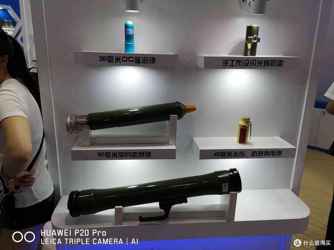 我替你们去参加了国内仅有的玩枪展会,并发回了这篇关于轻武器和瞄具的现场报道