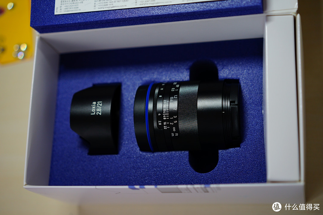 开车就开手动挡，拍照我只用蔡司手动头：ZEISS 蔡司 Loxia 2.8/21 手动定焦镜头