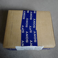 Sony WI-SP600N 降噪运动耳机开箱介绍(线控|充电口|电源键)