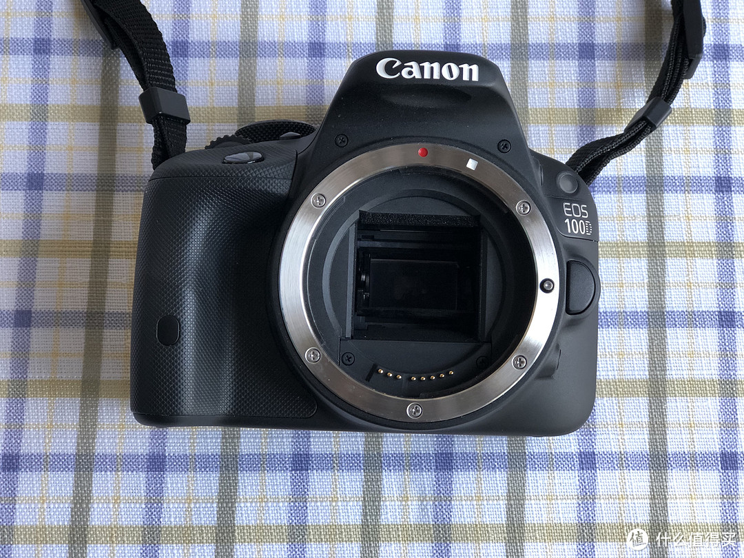 收了一台8成新的入门级二手Canon 佳能 单反相机，我也可以加入摄友圈了