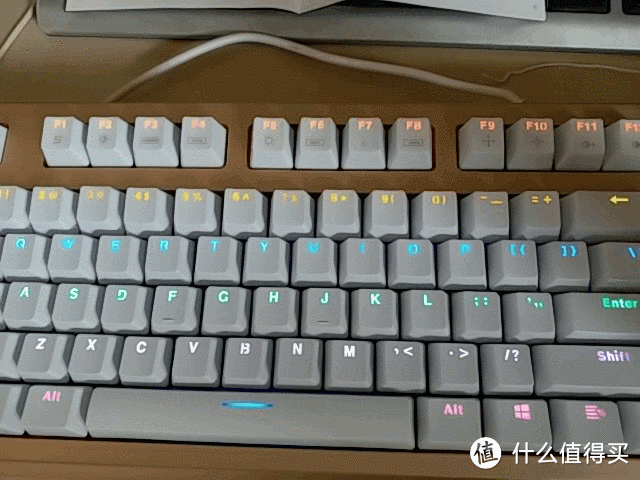 RAPOO 雷柏 V510s 键盘开箱