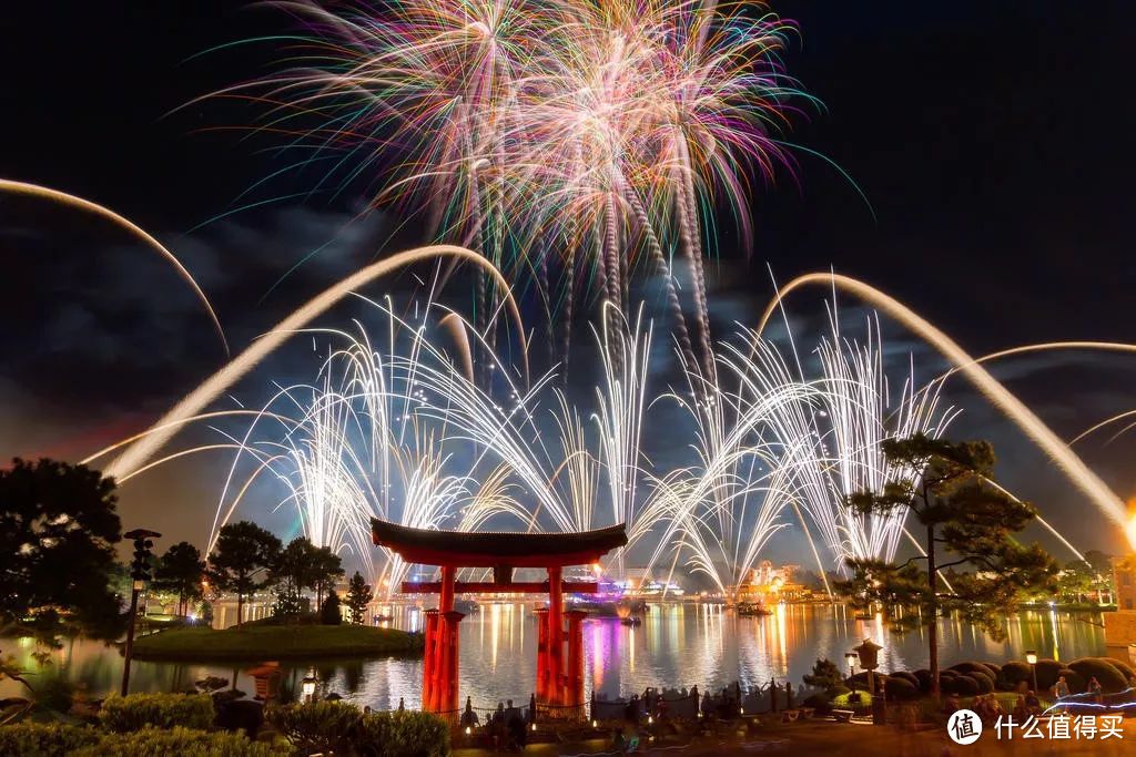 解锁日本夏季之美，天空中开出上万朵花