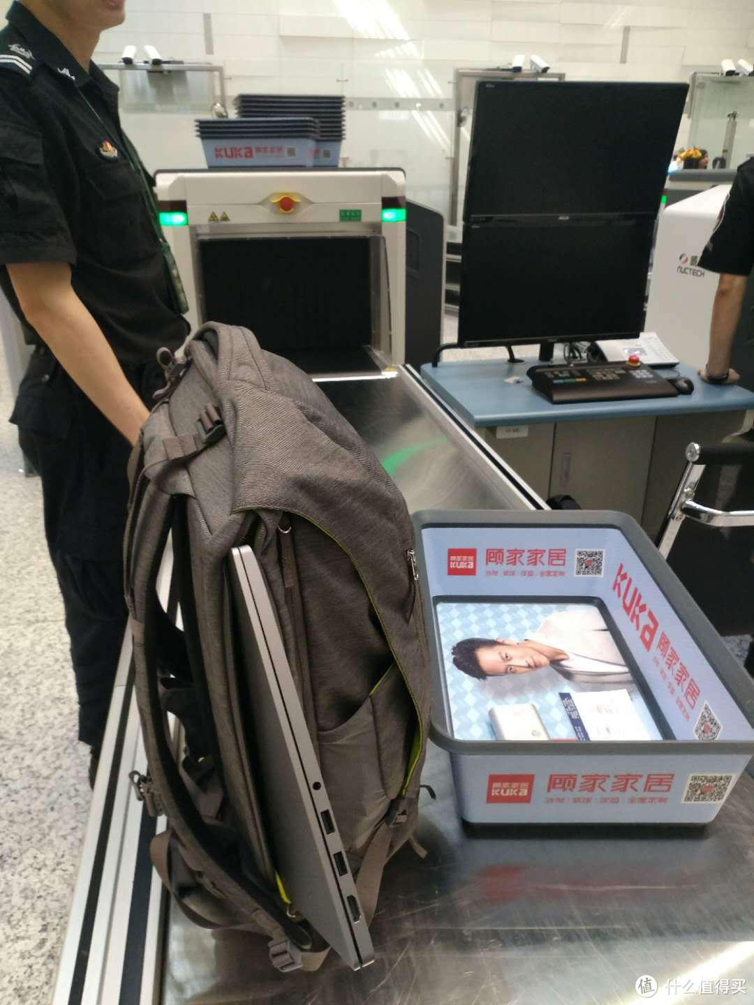 短途通勤必备之选：Osprey Pixel 像素 26L 双肩包测评