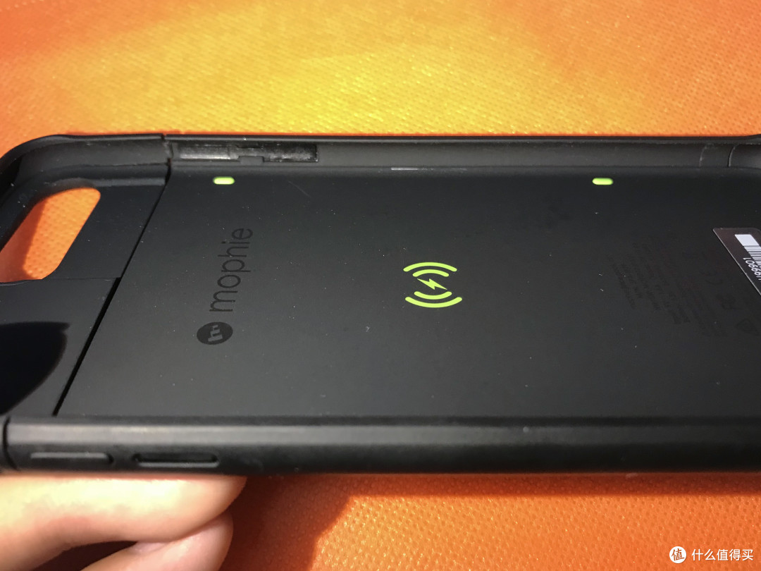 让无线充电加持iPhone 7P—mophie juice pack iPhone 7 Plus