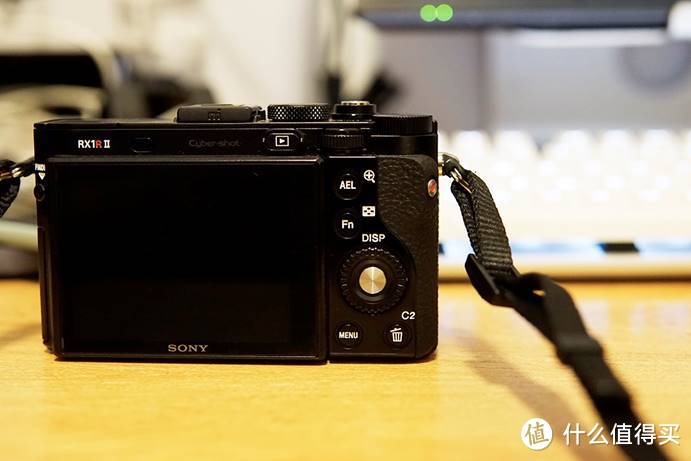 SONY 索尼 RX1R II 相机体验报告：全画幅卡片机的是与非