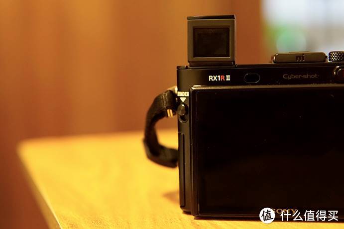 SONY 索尼 RX1R II 相机体验报告：全画幅卡片机的是与非