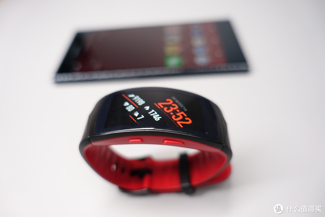 Microsoft Band 2之后,我最满意的智能手环:SAMSUNG 三星 Gear Fit2 Pro 半年使用体验