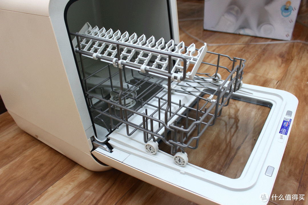 洗碗从此变得轻松——美的EVA免安装洗碗机体验