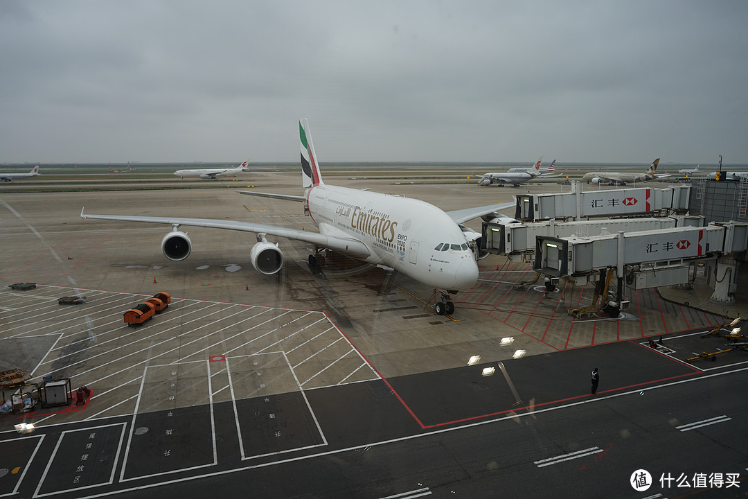 浦东T2 遇到了最喜欢的A380