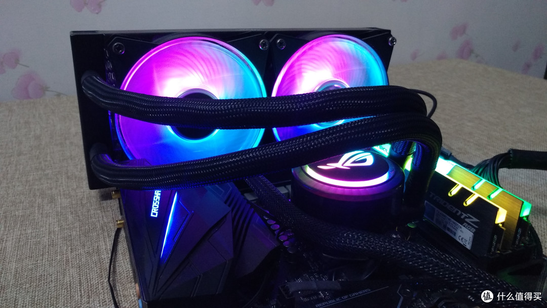 好马配好鞍—R7 2700X搭配ROG定制款冰神G240水冷超频