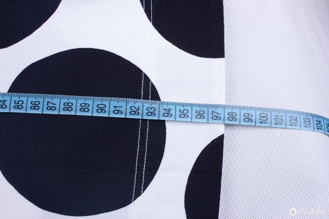 躲不过的优衣库联名款 UT 村上隆×哆啦A梦 UT MINIONS小黄人 Marimekko 连衣裙