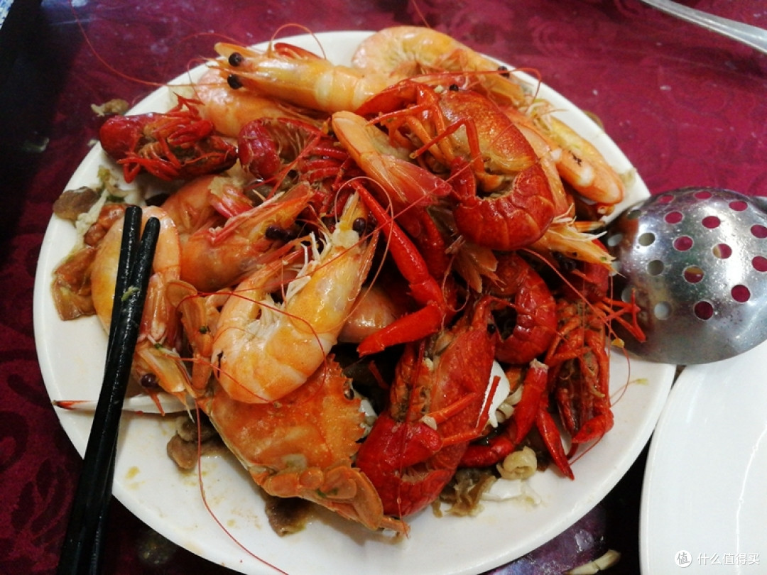 青岛海鲜新吃法,现捞活捉,玩得尽兴,吃得放心