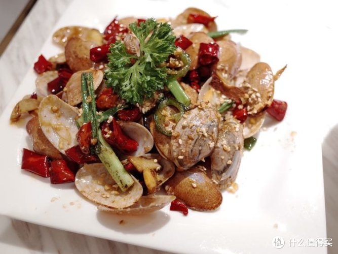 一家藏身于广州街区的失眠重症ICU,里面的东