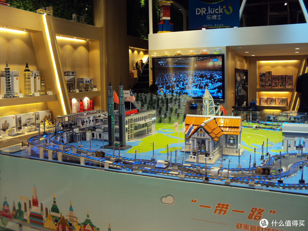 童心未泯  同庆六一  记第20届中国澄海国际玩具礼品博览会