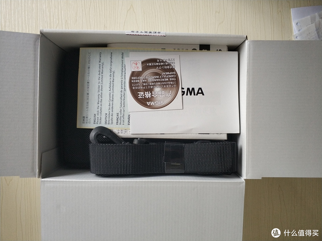 好大一个哑铃：Sigma 适马85 1.4 Art Sony e卡口开箱
