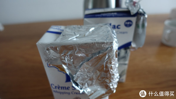 烘焙大师超强测评!安佳、雀巢、欧德宝...7款常见淡奶油究竟哪款值得囤?