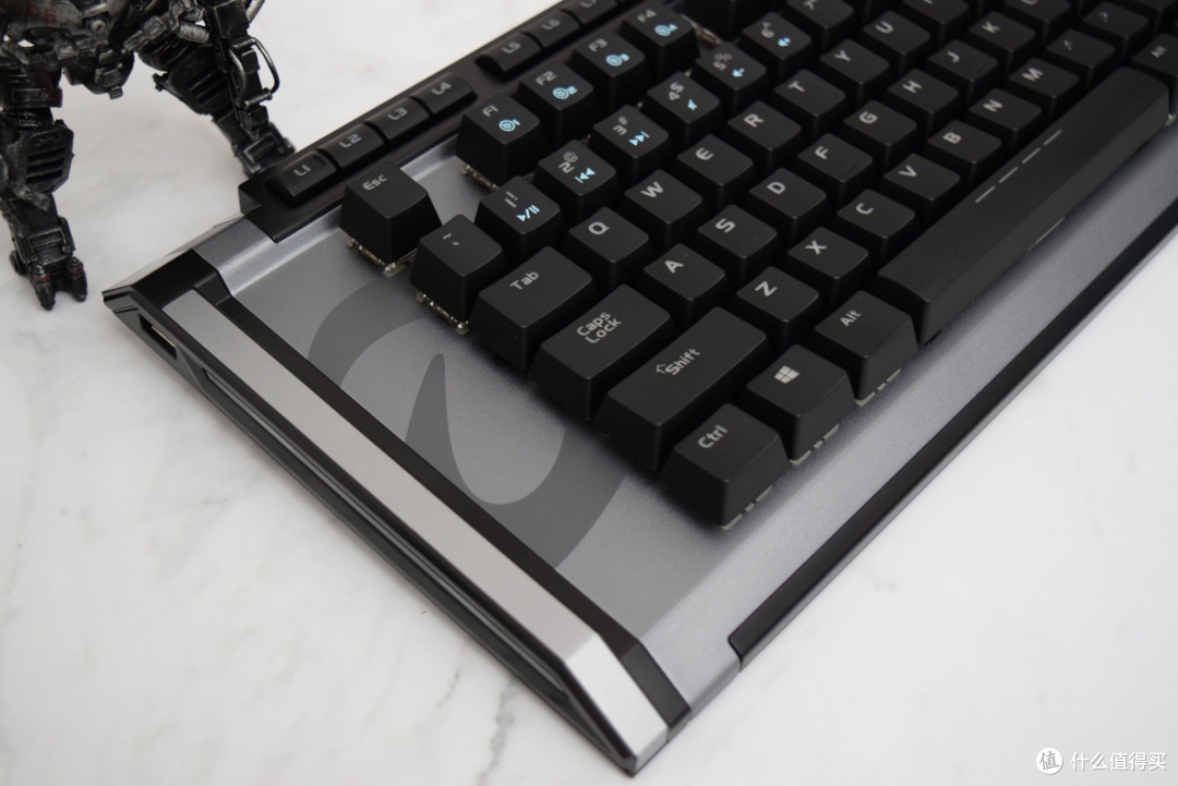 这次,还称我为“*级外设”?Dareu 达尔优 EK855 RGB 开箱简评