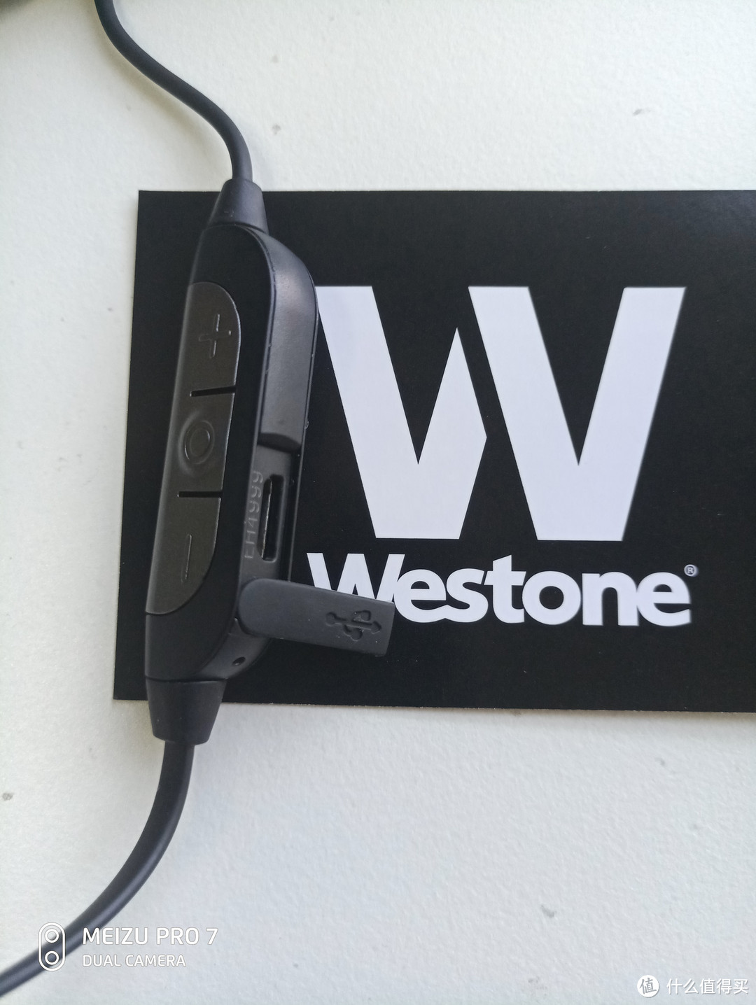 Westone 威士顿 Wx 蓝牙耳机 HIFI 入耳式耳机 简单开箱