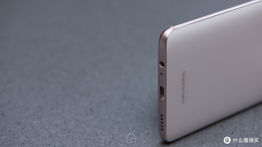 一加6月牙白真机创意图赏及上手