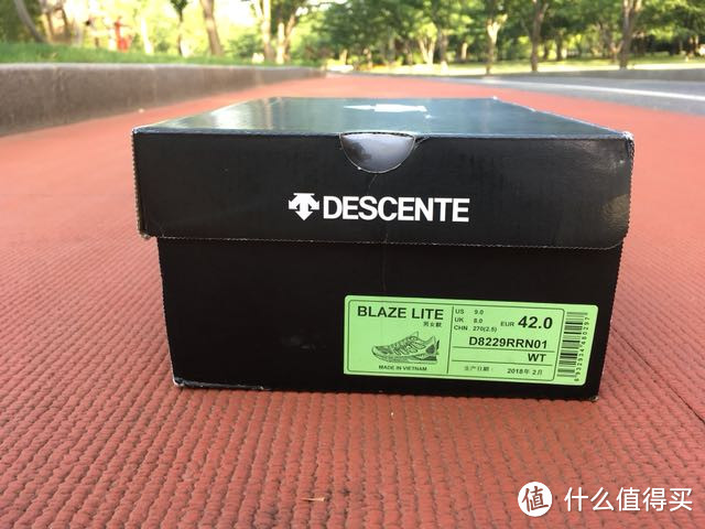 DESCENTE 迪桑特 BLAZE Lite 恒温跑鞋