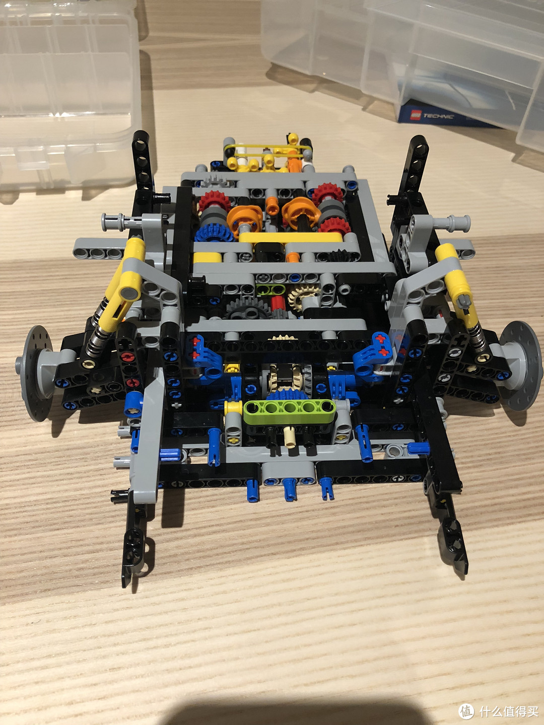 LEGO Technic 乐高机械组 推出 Bugatti 布加迪 Chiron 42083