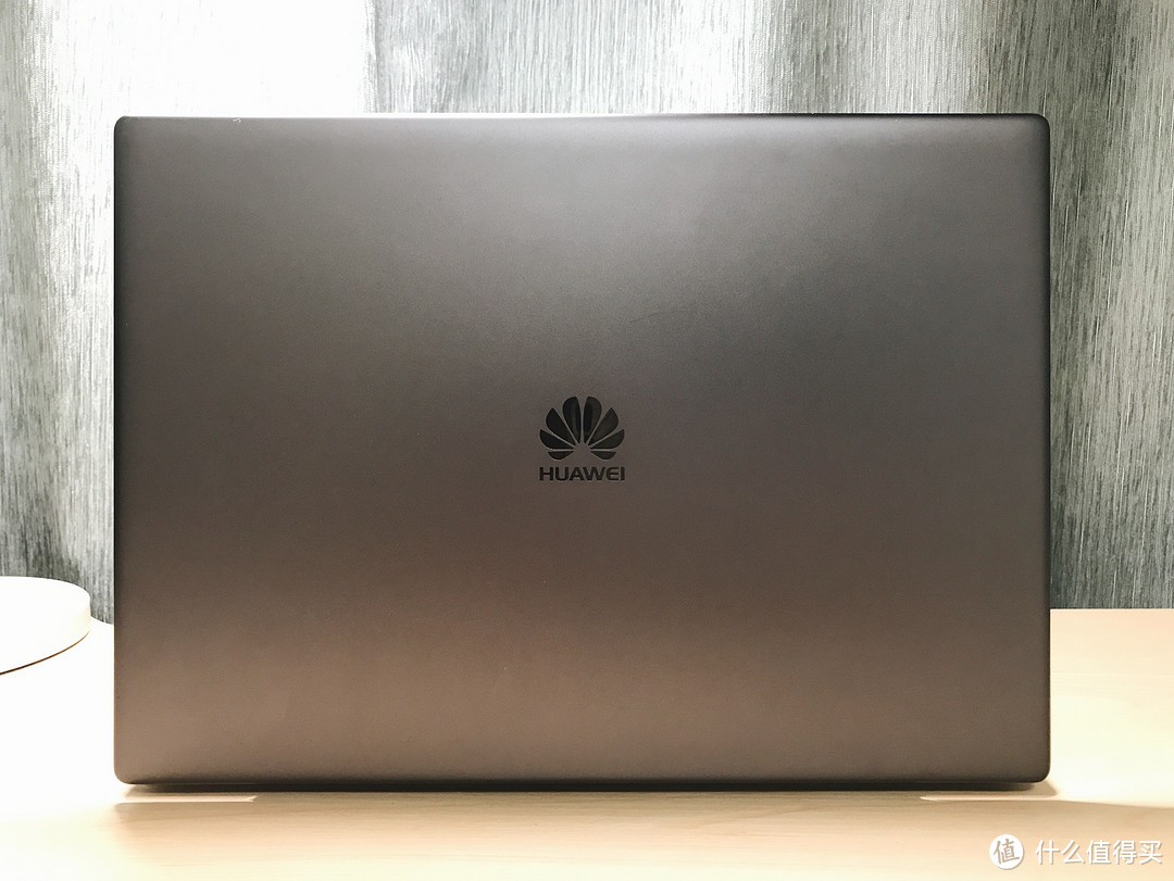 柳暗花明又一村！10年Mac用户“跳槽”HUAWEI 华为 MateBook X Pro