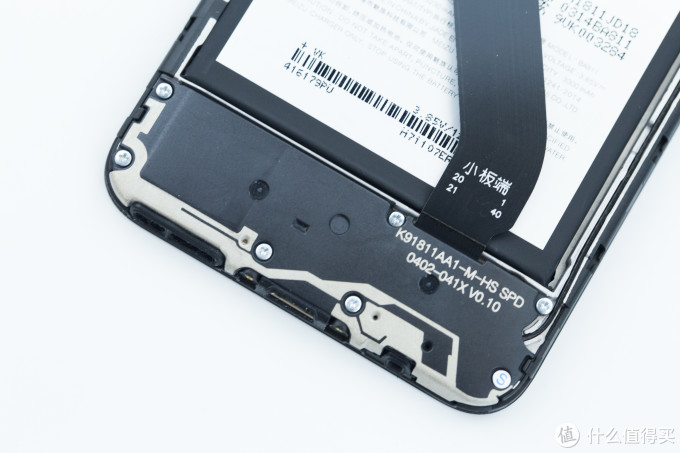 隐藏了一个线性马达没说，还能防水？MEIZU 魅族 魅蓝 6T 手机详细拆解图文