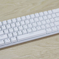 ROYAL KLUDGE 圆点 双模白色背光机械键盘外观展示(尺寸|厚度|开关|防滑垫|接口)