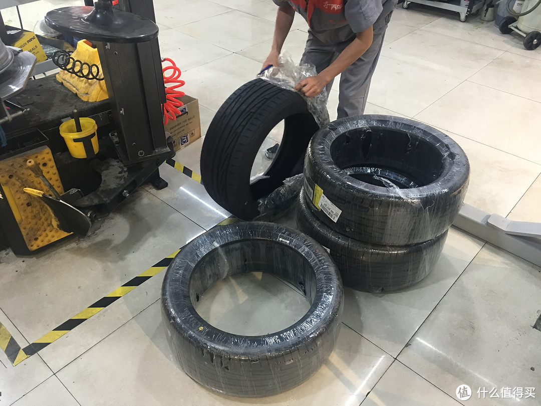 穿上飞靴的高尔夫6 记线下更换固特异F1 Directional5 225/45R17 94W轮胎