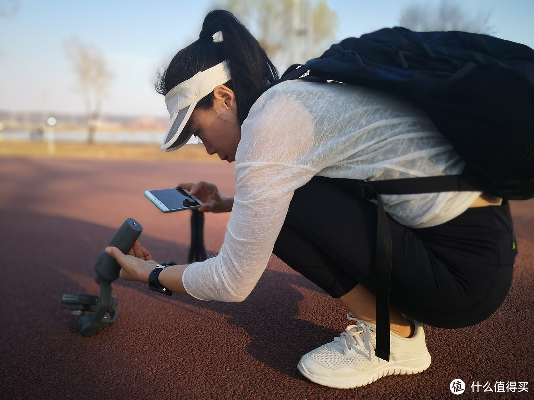 食堂大妈的手抖也能治好了 今天你运动了吗