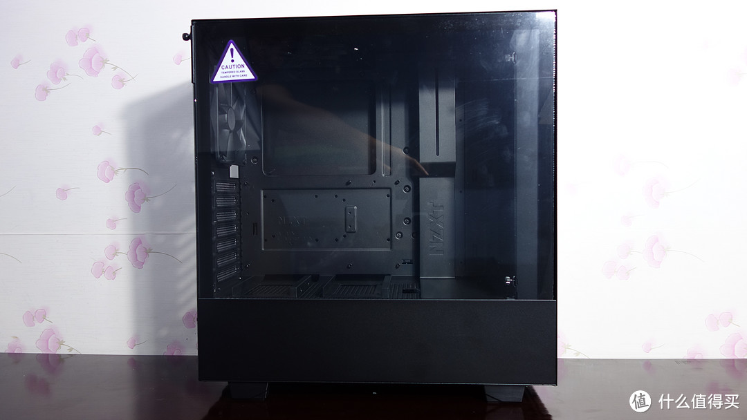 再穷不能穷体验—NZXT. 恩杰 H500 机箱 开箱解析