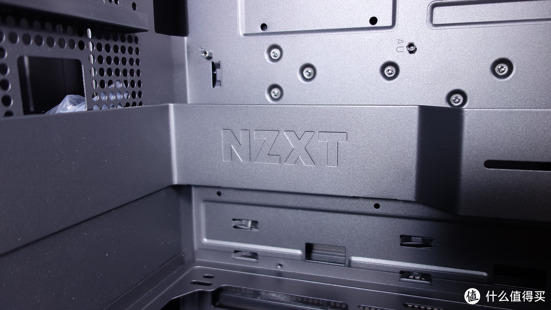 再穷不能穷体验—NZXT. 恩杰 H500 机箱 开箱解析