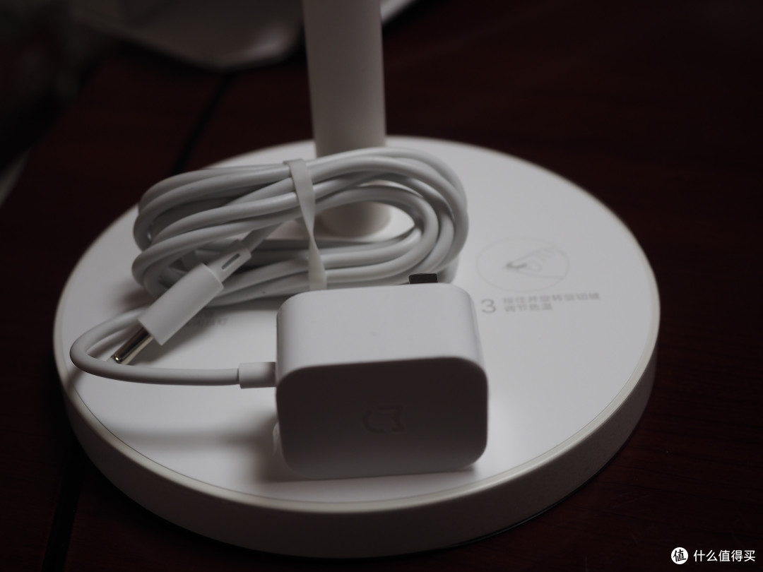 不仅颜值高的mijia 米家 led台灯开箱评测