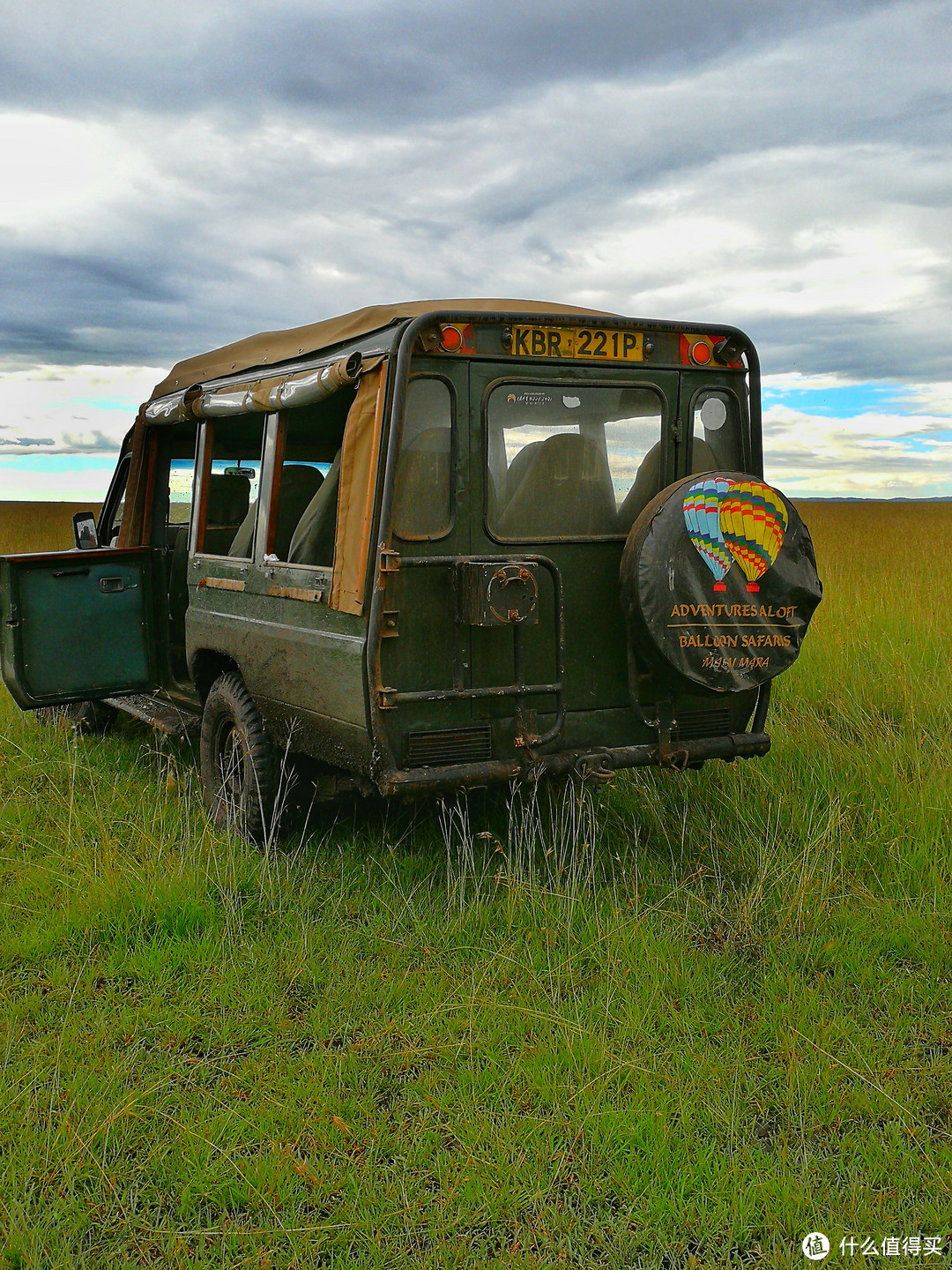 吃完再接着乘车SAFARI。