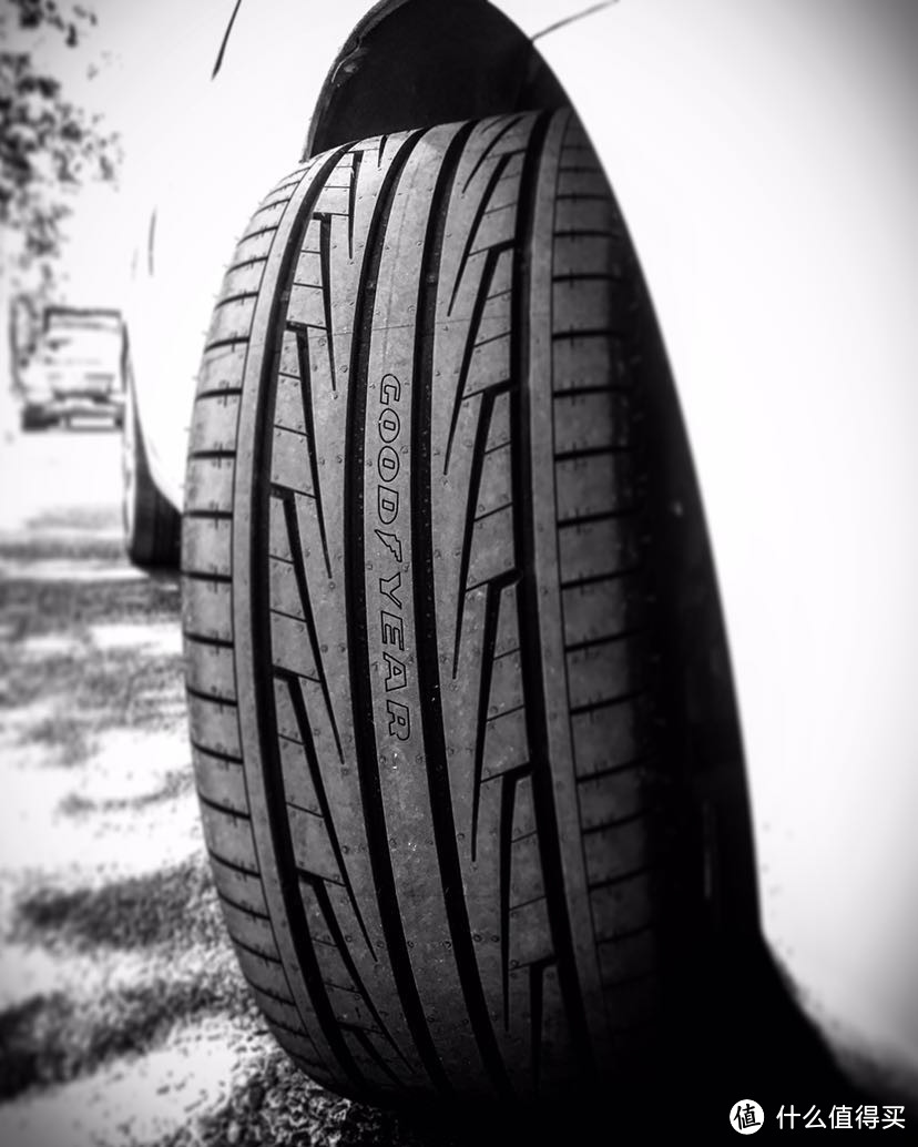 穿上飞靴的高尔夫6 记线下更换固特异F1 Directional5 225/45R17 94W轮胎