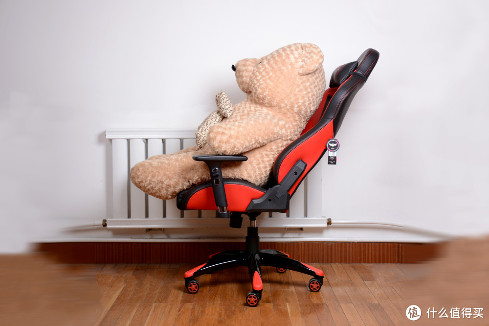 稳定、舒适、安静的典范——赛途乐STL7601电竞椅测评