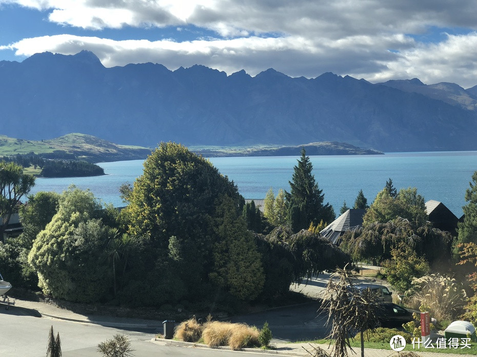 新西兰不生产童话，新西兰本身就是童话，把旅行变成在当地生活一般