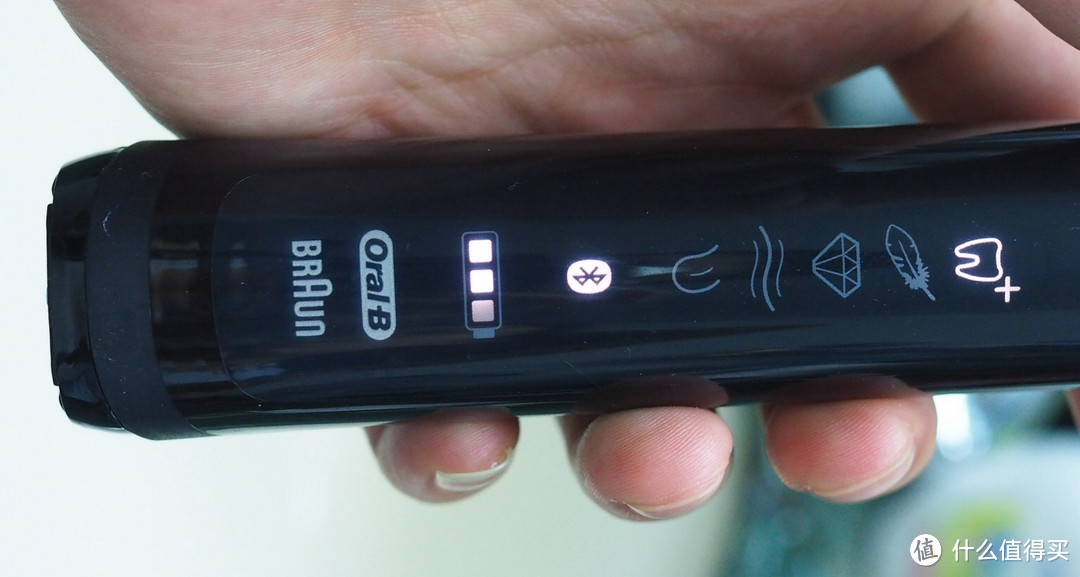 炫酷黑科技，刷牙更智能—博朗 欧乐B Oralb iBrush9000 Plus 电动牙刷测评报告