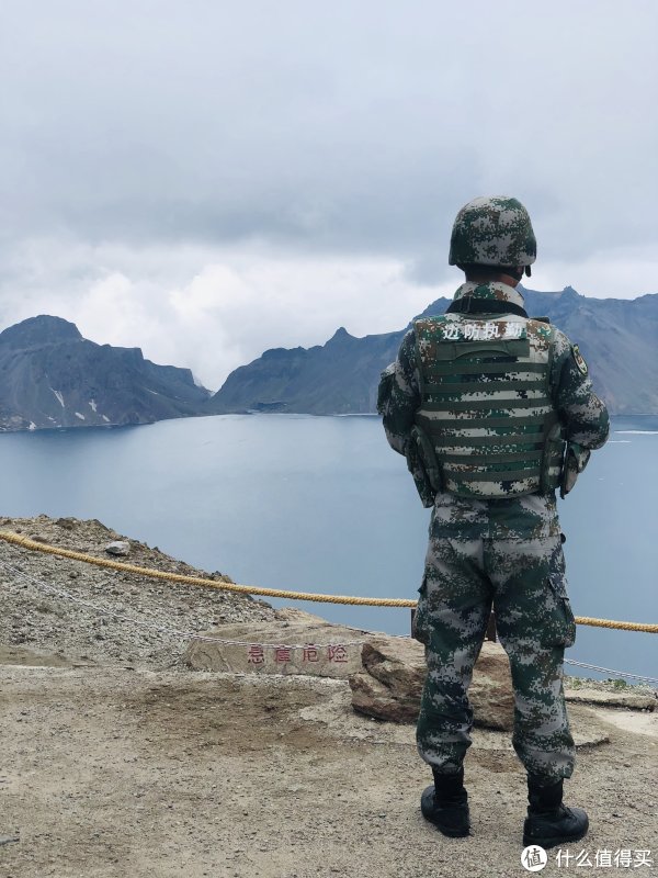 22℃的夏天长白山 篇一:长白山淡季的尾巴