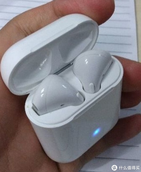 蛇圣蓝牙耳机花1/5价格体验苹果airpods