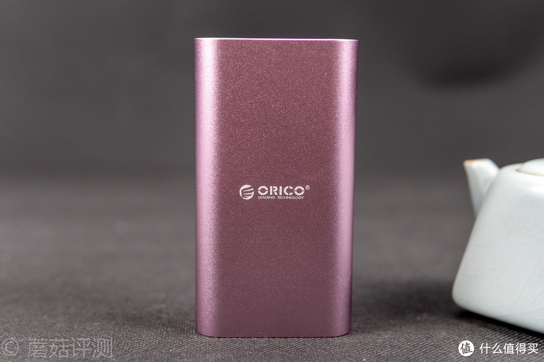 粉粉嫩嫩，体积小巧—ORICO 奥睿科10050mAh 快充移动电源 开箱评测