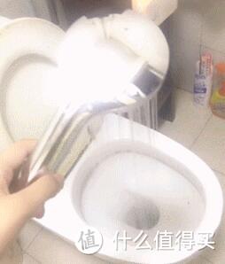 改善储水式电热水器出水不畅的尝试：用潜水泵注入缓蚀剂酸洗