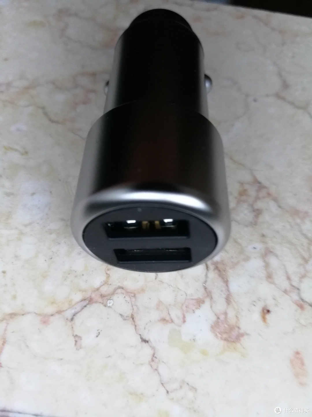 个小本领大—ZMI 紫米 AP821 车载充电器开箱