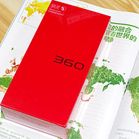 360 N6 Pro 6+64版手机细节展示(充电头|数据线|边框|后盖|侧键)