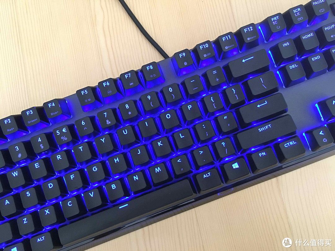 一步旗舰—CoolerMaster 酷冷至尊 MK750 RGB机械键盘（红轴）使用体验