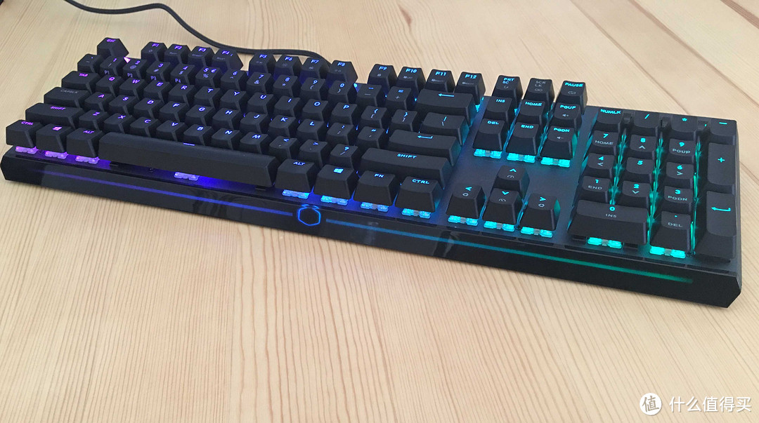 一步旗舰—CoolerMaster 酷冷至尊 MK750 RGB机械键盘（红轴）使用体验