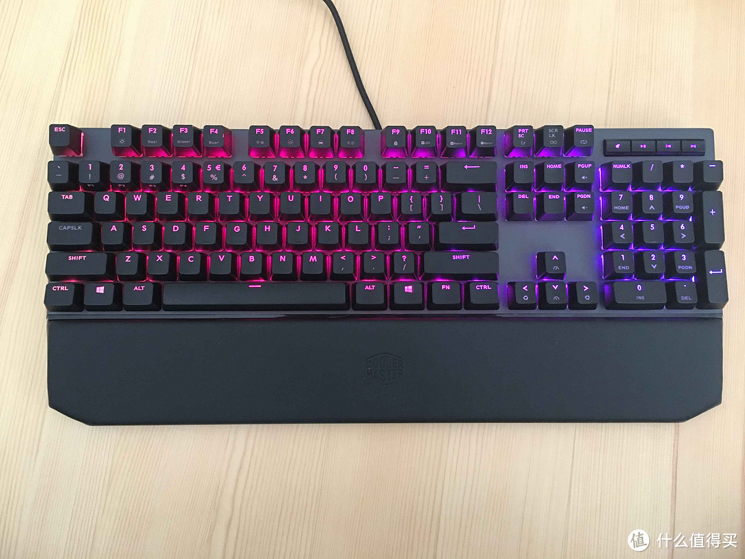 一步旗舰—CoolerMaster 酷冷至尊 MK750 RGB机械键盘（红轴）使用体验